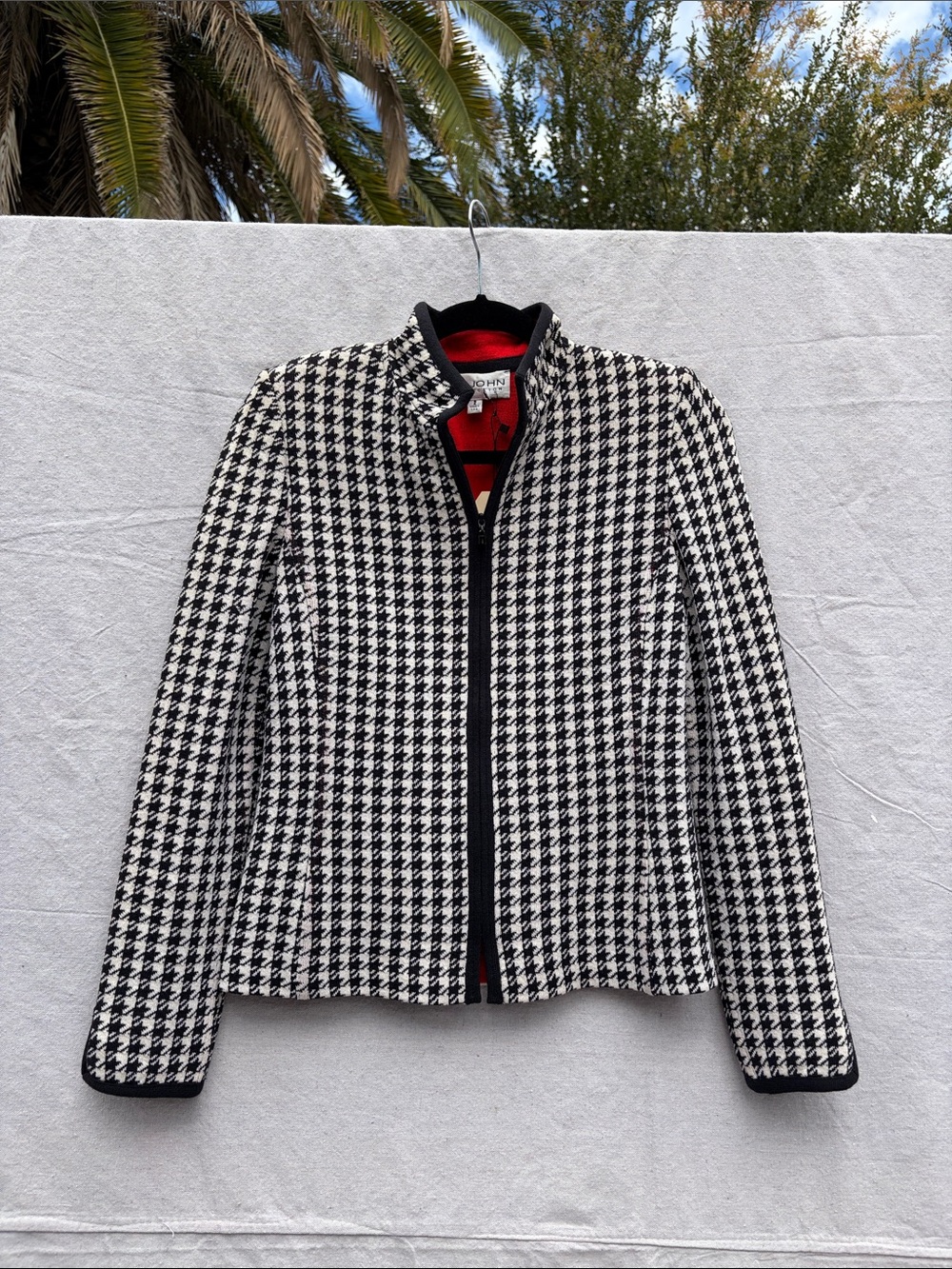 Black & White Houndstooth Women's Jacket - Classic Tailored Coat
